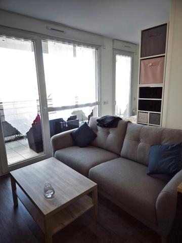 Vétraz-Monthoux (74100) Appartement Type 1 Loué, 28 m², Terrasse avec vue, parking boxable
