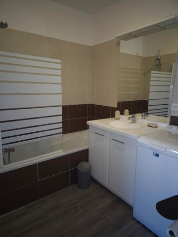 Vétraz-Monthoux (74100) Appartement Type 1 Loué, 28 m², Terrasse avec vue, parking boxable