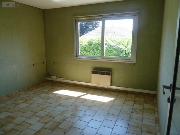 Fonds et/ou murs commerciaux à louer à Féchain dans le Nord (59247), ref : 59083-L1683