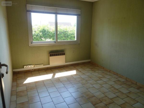 Fonds et/ou murs commerciaux à louer à Féchain dans le Nord (59247), ref : 59083-L1683