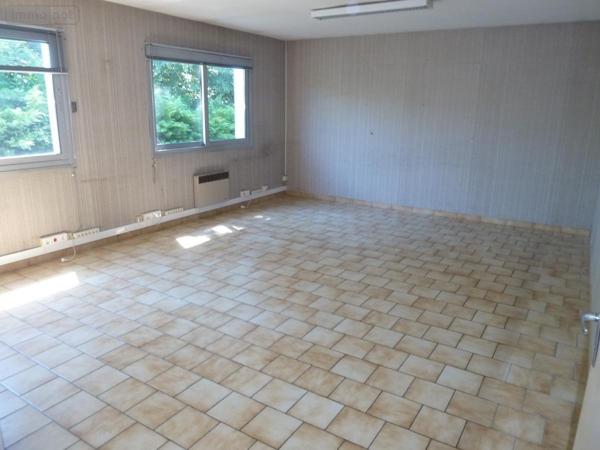 Fonds et/ou murs commerciaux à louer à Féchain dans le Nord (59247), ref : 59083-L1683