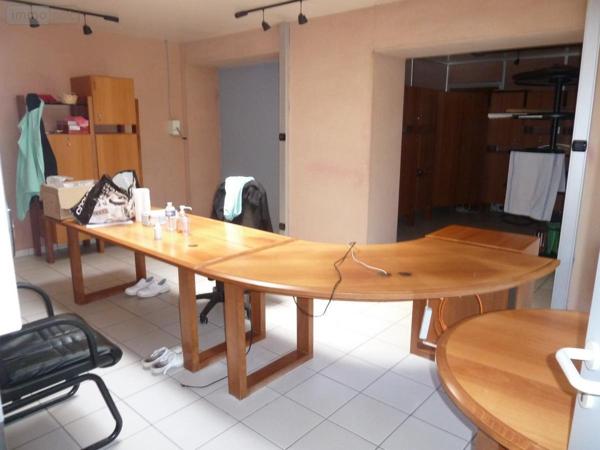 Fonds et/ou murs commerciaux à louer à Féchain dans le Nord (59247), ref : 59083-L1683