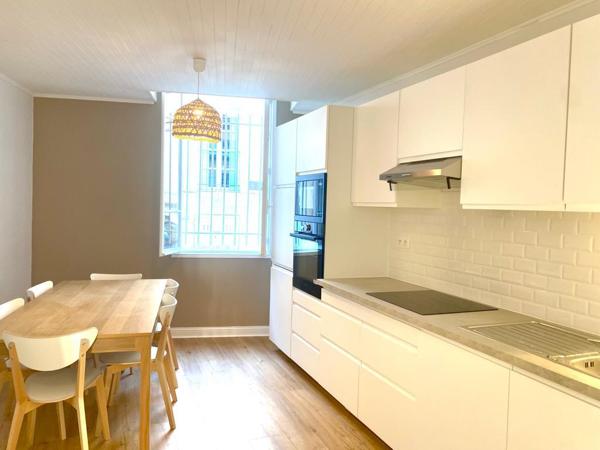 33000 BORDEAUX - Maison de ville T2 bis à louer