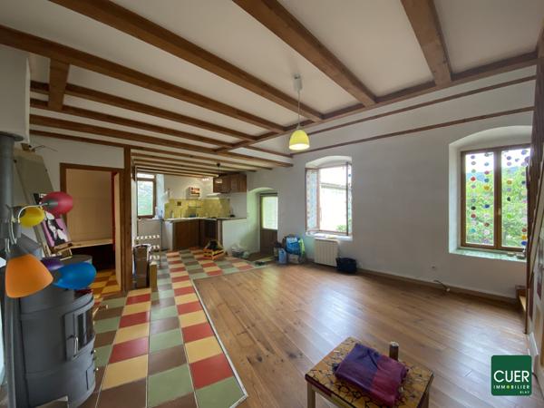 Maison de village - COUX