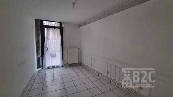 A VENDRE LOCAL PROFESSIONNEL