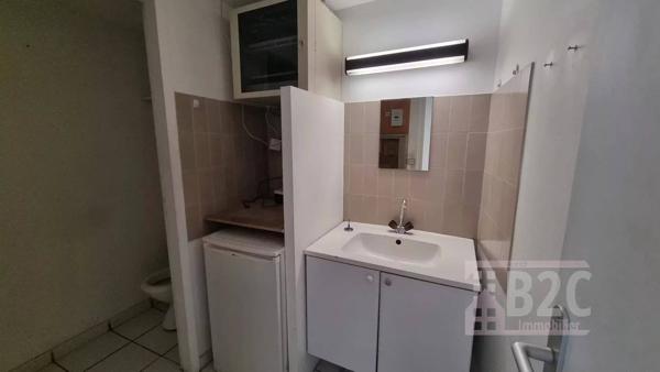 A VENDRE LOCAL PROFESSIONNEL