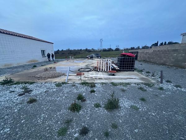 Bien immobilier à fort potentiel locatif - Garages et hangar