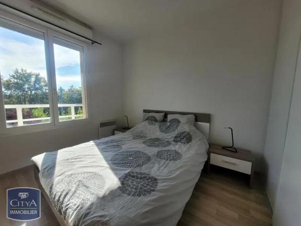 Appartement à louer 2 pièces 41.66m² Bruges (33520)
