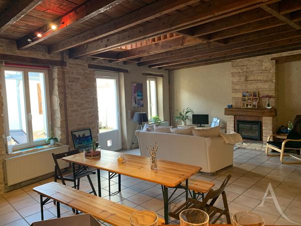 Maison de ville meublé T3