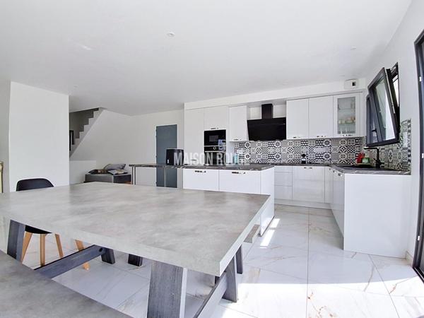 Maison moderne 2022 clé en main - Suite parentale + trois chambres - A deux pas de tout ! Ploufragan
