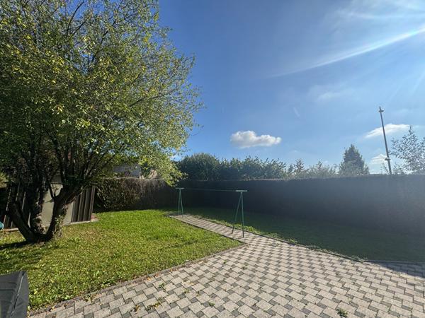 MAISON  ACCOLEE 5 PIECES GARAGE  TERRAIN DE 353 M² HERICOURT