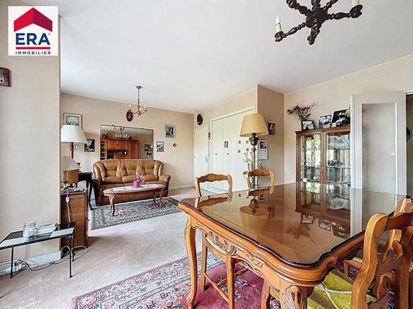 APPARTEMENT 3/4 PIECES - 82M² AVEC BALCON - PARKING 