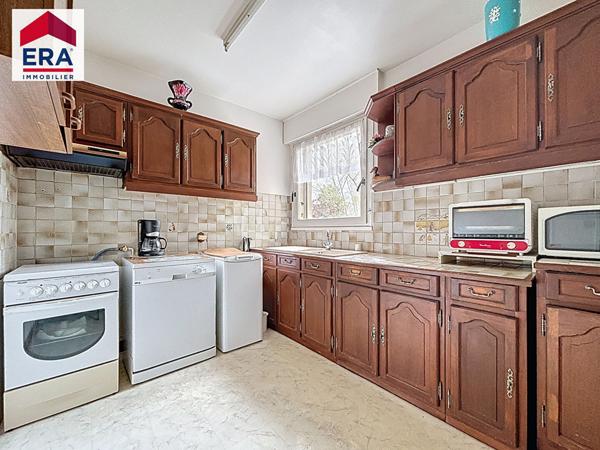 APPARTEMENT 3/4 PIECES - 82M² AVEC BALCON - PARKING 