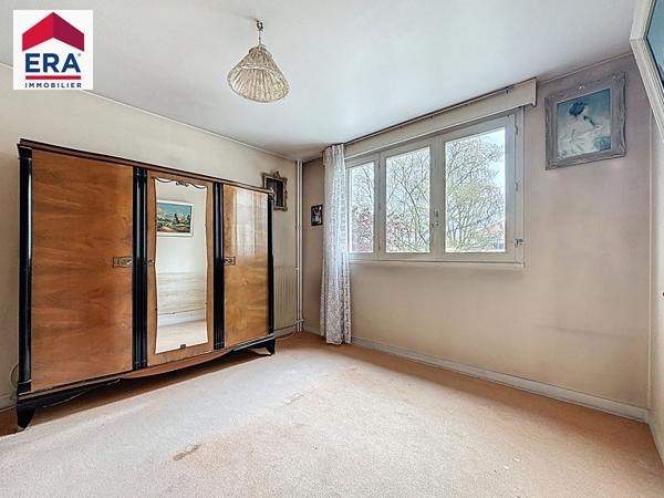 APPARTEMENT 3/4 PIECES - 82M² AVEC BALCON - PARKING 