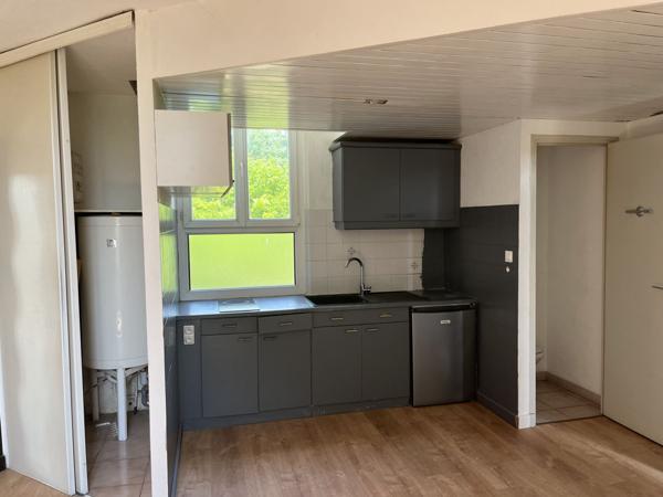 Location Appartement40 m² - 2 Pièces - BRESSOLS (82710)
