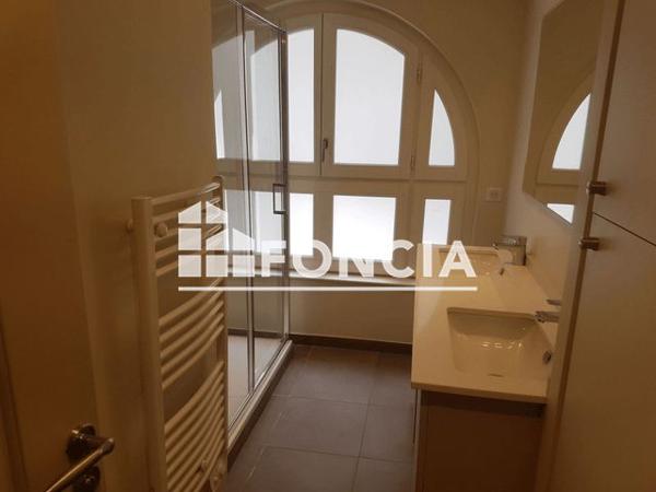 Location Appartement 3 pièces 59.2 m² - 13 RUE DE LA REPUBLIQUE Saint-etienne 42000