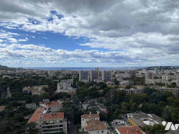 Appartement T3/4, en étage élevé, triple exposition, vue panoramique mer