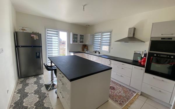 Maison à vendre    5 pièces •  Évreux