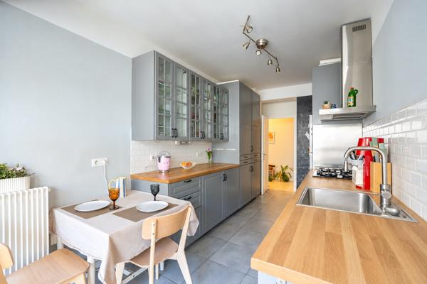 Appartement T4 avec terrasse - VAUBAN-PERIER 13008