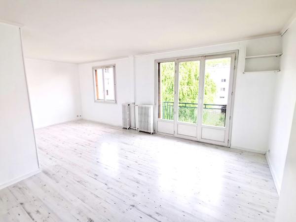 Appartement
         4 pièces
        - 64 m² Exclusivité 180 800 € *