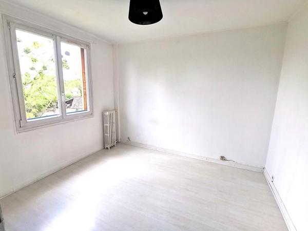 Appartement
         4 pièces
        - 64 m² Exclusivité 180 800 € *