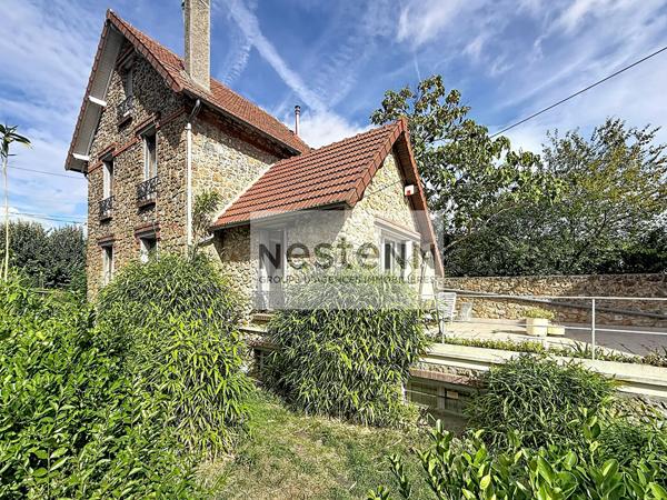 Maison ERMONT 84 m² quartier CERNAY sur une parcelle de 322 m²