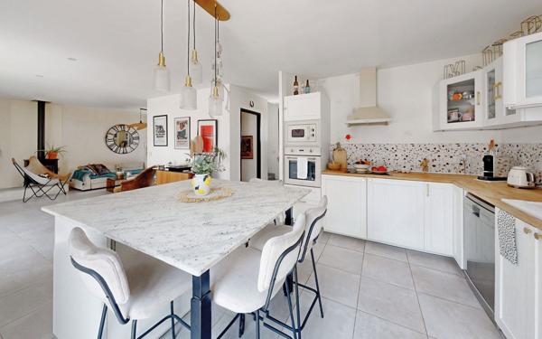 Maison à vendre    4 pièces •  Cabriès