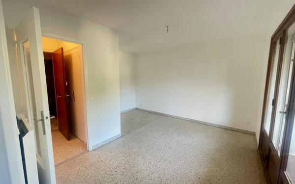 Appartement à louer    1 pièce • 26,03 m2 Cagnes-sur-Mer