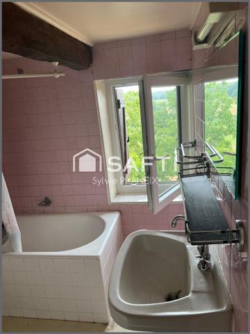 A découvrir absolument cette très jolie maison du côté de Mérinchal !