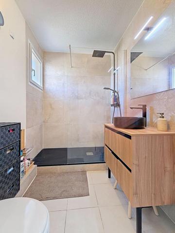 piscine, véranda, garage