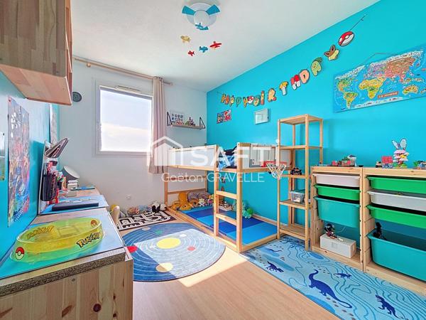 piscine, véranda, garage