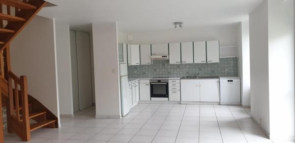 MONTERBLANC Maison 4 pièces 98 m²