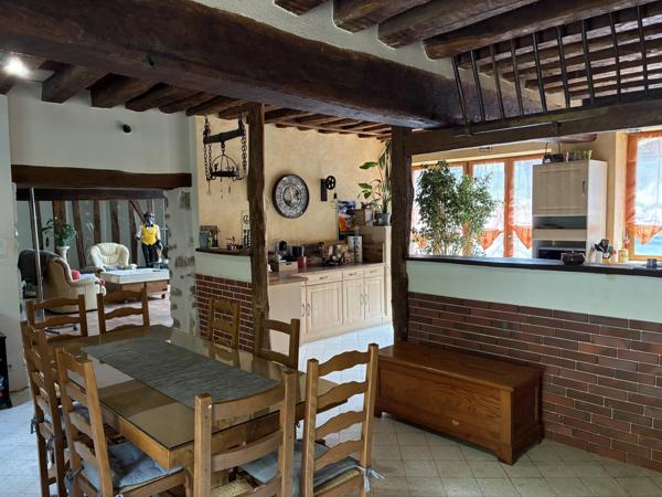 Immobilier Savigny-sur-Clairis (89150) – Maison 176.93m2 – 247 800 €