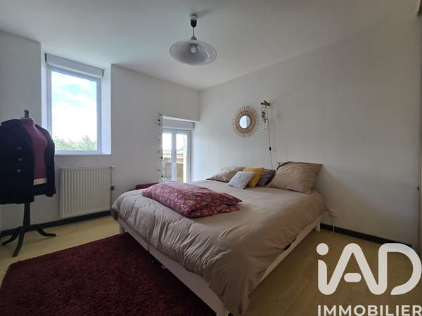 Maison à vendre 9 pièces 208 m² Saint-Varent