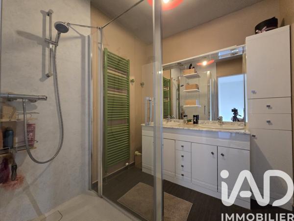 Maison à vendre 9 pièces 208 m² Saint-Varent