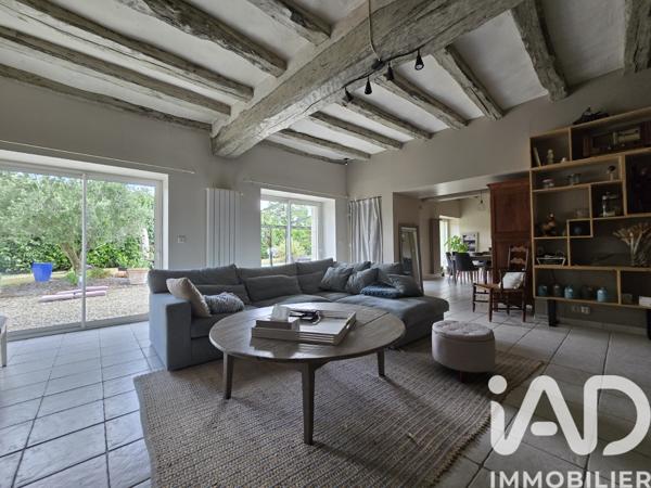 Maison à vendre 9 pièces 208 m² Saint-Varent