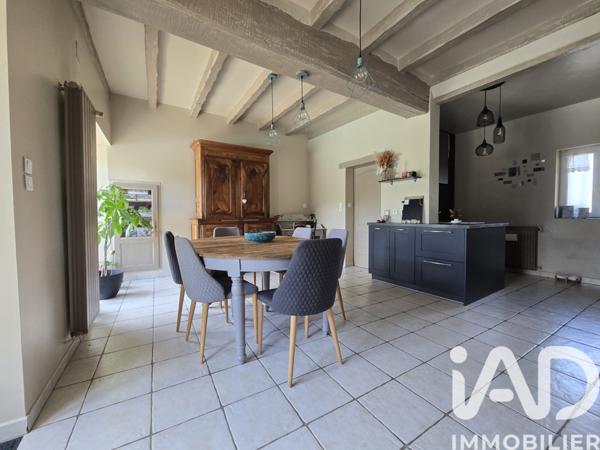 Maison à vendre 9 pièces 208 m² Saint-Varent