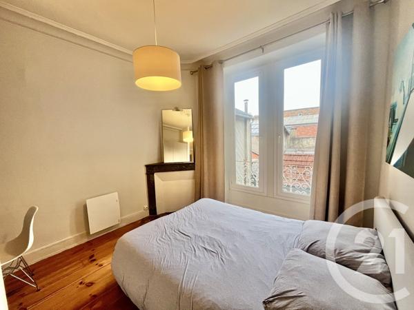 Appartement à vendre  4 pièces - 68,25 m 2   PAU  - 64