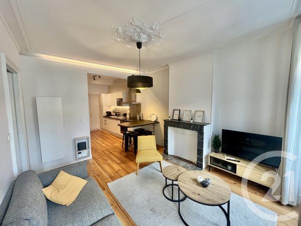 Appartement à vendre  4 pièces - 68,25 m 2   PAU  - 64