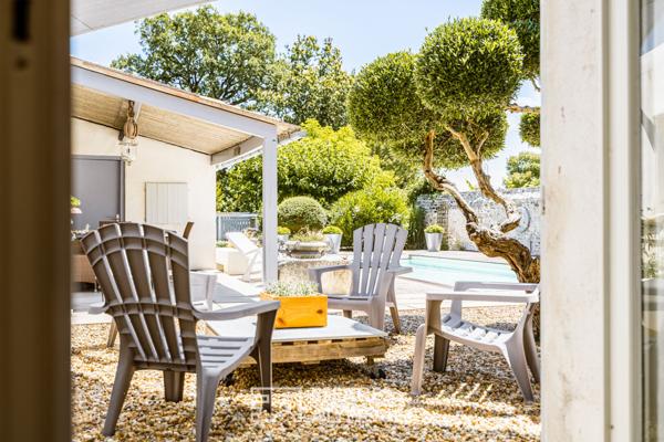 Bâtisse d’époque et de caractère en coeur de village