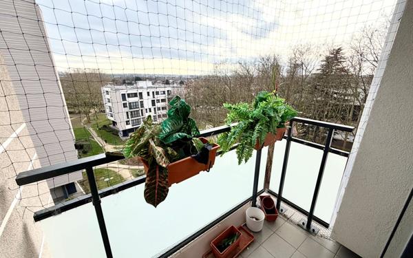 Appartement à vendre    3 pièces • 64 m2 Sevran