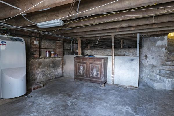 Maison de ville 110m², terrasse, garages et jardin - REF. VM443