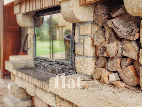 MAISON FAMILIALE à VERTOU 3/4 CH - DPE D -147 m2 - grand jardin arboré - PROCHE SUPER U