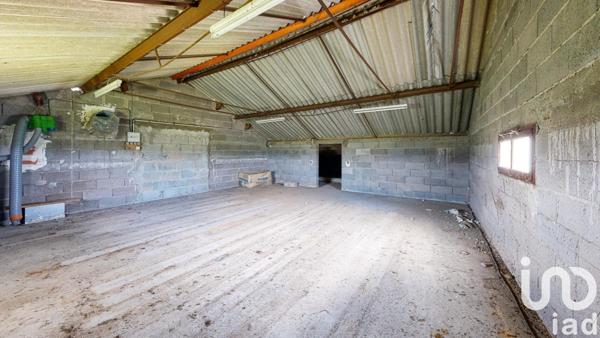 Maison traditionnelle 10 pièces de 130 m² à Mauges-sur-Loire (49410)