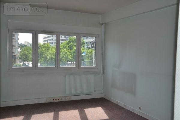 Bureaux à louer à Le Mans dans la Sarthe (72000), ref : SC001   
Hypercentre