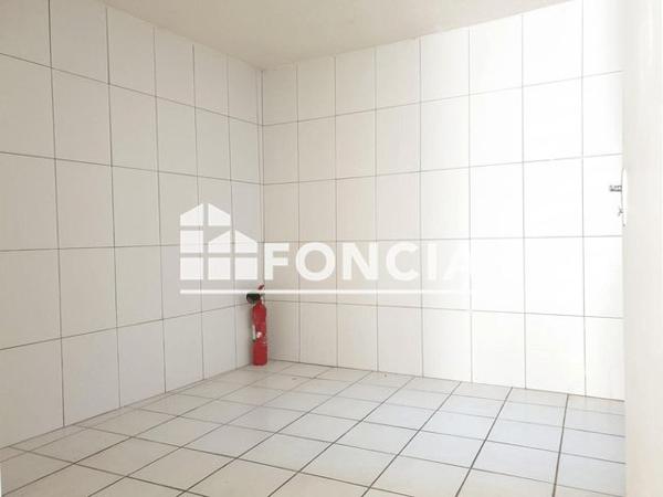 Location Local commercial 1 pièce 35 m² - 56 RUE LAMALGUE Toulon 83000