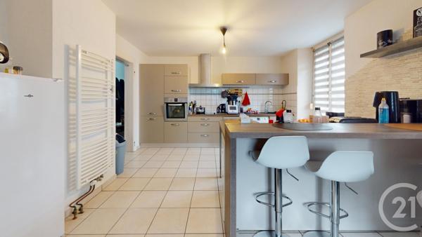 Appartement F4 à vendre  5 pièces - 77 m2 VILLERS LE LAC - 25