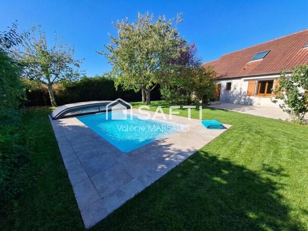 Maison familiale avec piscine et vie de plain-pied