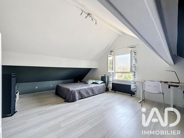 Maison à vendre 9 pièces 230 m² Verneuil-sur-Seine