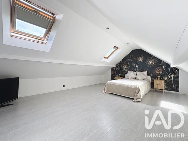 Maison à vendre 9 pièces 230 m² Verneuil-sur-Seine